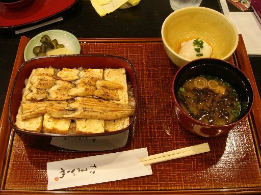 DSC07619.JPG - ���Ȃ��߂��i980�~�j�𗊂�Ō��܂����B�A�i�S�A�����ڂ������΂����Ăӂ���Ƃ��ĐH�ׂ₷���ł���B