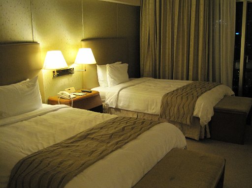 IMG_0649.JPG - ������͂������B51�K�ł��B�������́A�[���ȍL���ł��B