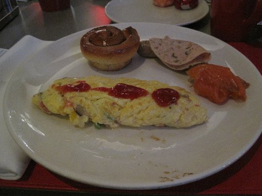 IMG_0668.JPG - �Ă��Ă��炤�Ƃ���Ȋ����ɁB�ӂ�ӂ�Ŕ��������ł���B