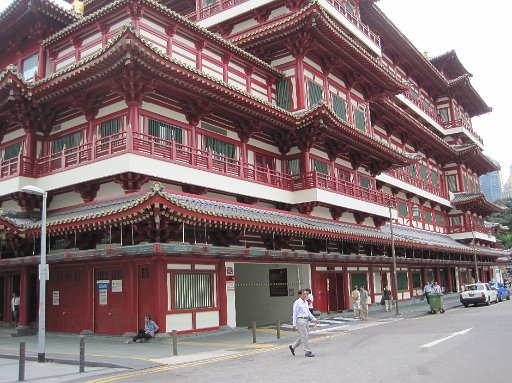 IMG_0705.JPG - 3�ڂ̕��厛�B��C�ɂ����œ����܂��B