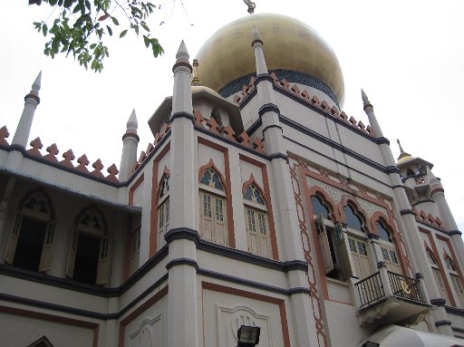 IMG_0831.JPG - �V���K�|�[���ň�ԑ傫�����X�N�ł��B