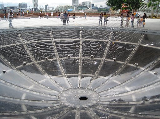 IMG_0898.JPG - �傫�ȕ�����H�H�R�C����]�����Č��֓���Ă܂��B