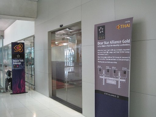 IMG_1032.JPG - �^�C�q��̃��E���W�ł��B�Ȃɂ��A���ׂẴ��E���W�͎g�����A�X�^�A���S�[���h�p���E���W�͐���������悤�ł��ˁB