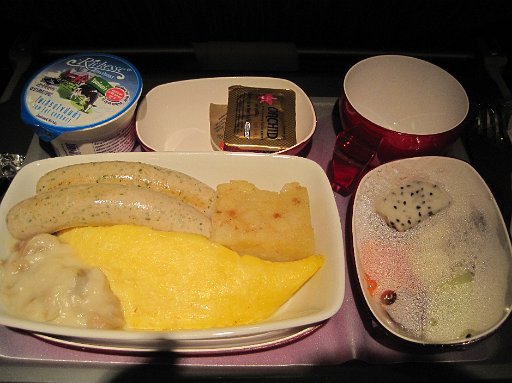 IMG_1054.JPG - ���H�ł��B�^�C�t���[�c�������B�ґ�ł��B