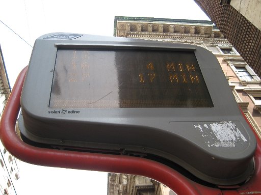 IMG_1110.JPG - �g�����ňړ����܂��B