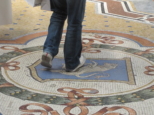 IMG_1158.JPG - �g������DUOMO�֖߂�܂����B����́A�L���ł��ˁB