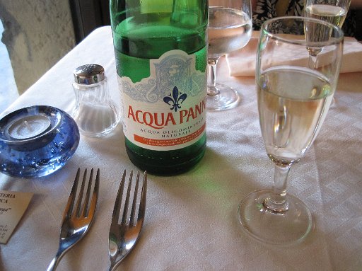 IMG_1372.JPG - �܂����邢�ł����[�H�ł��B