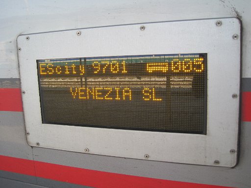 IMG_1417.JPG - VENEZIA�ɓ����B