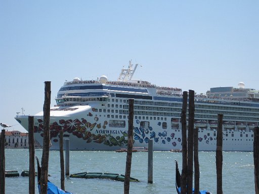 IMG_1587.JPG - ����ȍ��؂ȋq�D�����傤�Ǔ��`���Ă��܂����B