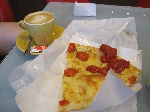 IMG_1668.JPG - �������̃p�����ōw�������s�U�Ƃ���������B�ӊO�ƃs�U�����������B