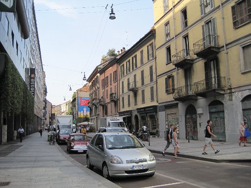 IMG_1679.JPG - �����́A�R���\�K���o���f�B�ł��B�܂������̂ł��܂�l������܂���B