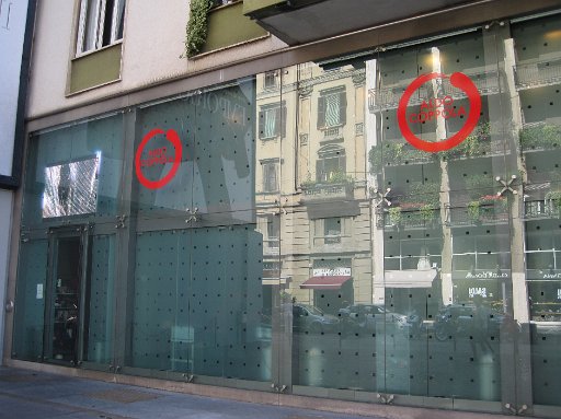 IMG_1688.JPG - COPPOLA�ł��BDUOMO�߂��ɂ�����܂����B���e���ł��B