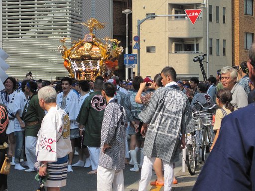 IMG_2104.JPG - �ߏ��ł͂��Ղ���I���̂��Ղ�ł��傤���H�H