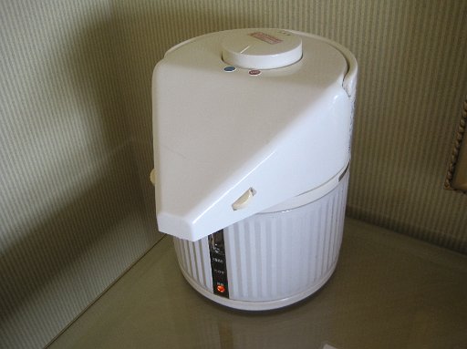 IMG_2995.JPG - �|�b�g�B�����ꂽ�|�b�g�ł��ˁB�i�G�N�V�u���i�΁j