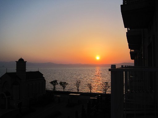 IMG_3013.JPG - �[�Ă��B��������B�e�B���ꂢ�ł��ˁB�i�G�N�V�u���i�΁j