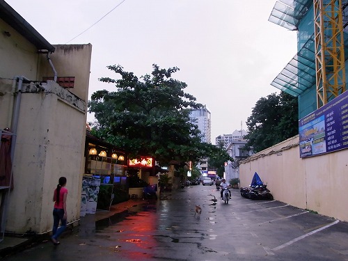 RIMG0380.jpg - �z�e���e�̓����Ƃ��ė[�H�ցB