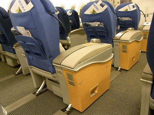 RIMG0573.jpg - �A����r�W�l�X�N���X�I@NH932