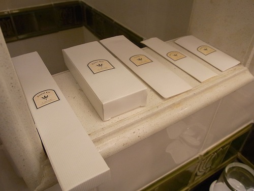 RIMG0025.jpg - �A���j�e�B�����ʂɂ���܂��B