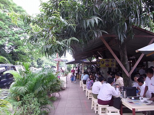 RIMG0136.jpg - ���X�͂���Ȋ����łƂ��Ă������܂��ˁB