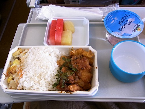 RIMG0176.jpg - �A��̋@���H�̓J���[�B�������ɐh���T���߂ł����B