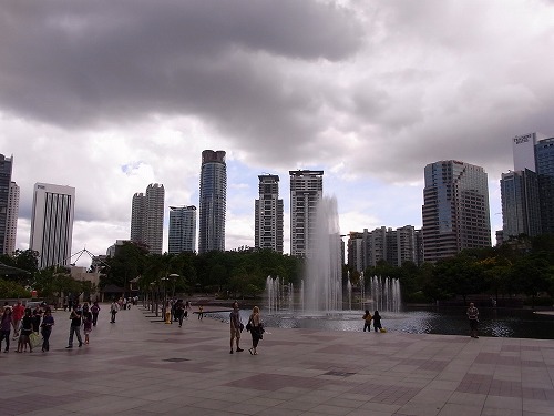 R0010071.jpg - �c�C���^���[�O�̍L��B�J�_�E�E�E�E�H�H