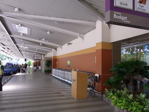 R0010253.JPG - �O������ς萴���������Ă悭�Ǘ�����Ă��܂��B