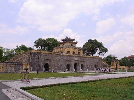 R0010295.JPG - �^�N�V�[�ňړ����܂��āA���E��Y�̃^��������ՁB����͖����Ŋy���߂܂��B�ɉh�̌オ�������Ă����߂ł��B