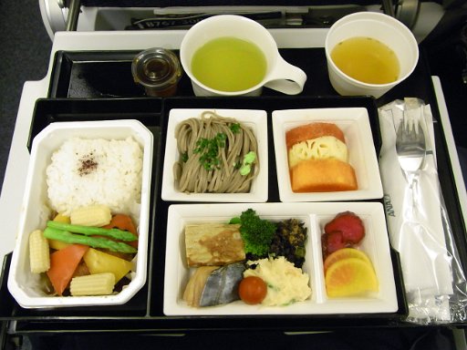 R0011532.JPG - NH918�@���H�ł��B���R�a�H�𒸂��܂��B����[�B���������A�z���g�ɔ��������B���т͂�����ƁB�B�B�B�ł������B