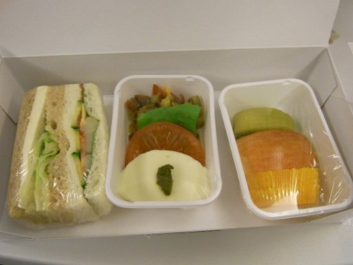 R0011704.JPG - �����O�Ɍy�H���ł��܂����B���܂肨�Ȃ��󂢂Ă܂��񂪂��������Ȃ̂Œ����܂��I(NHK917�@���H)